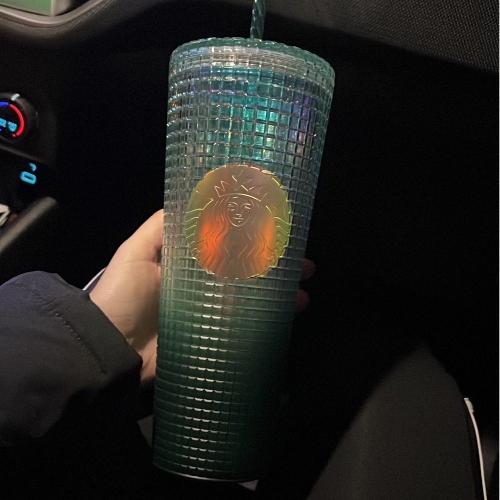 Starbucks Jan 2023 grid cup